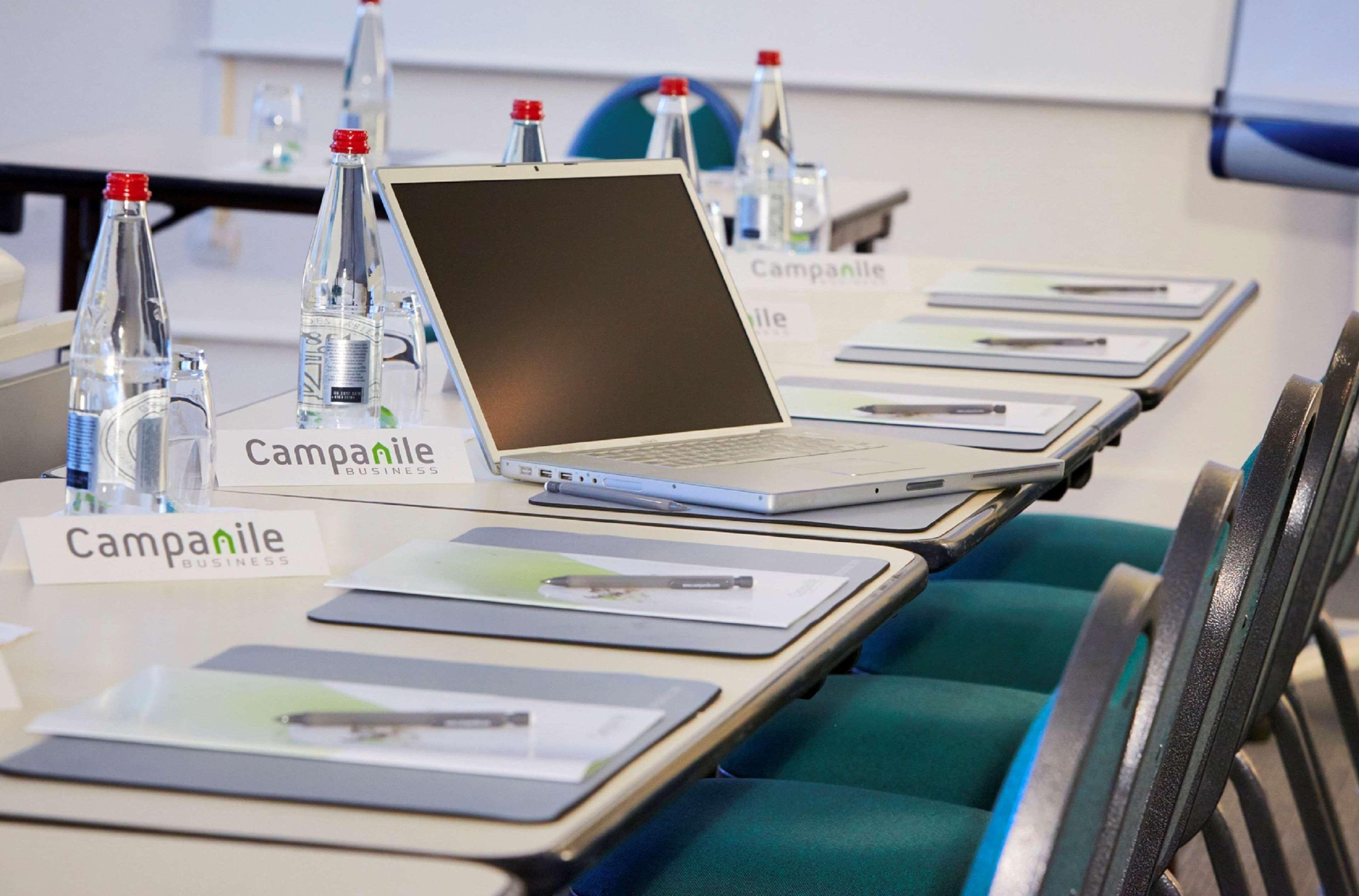 Campanile Versailles Buc 3*