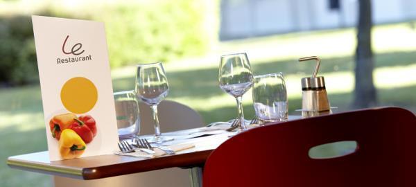 Campanile Versailles Buc 3*