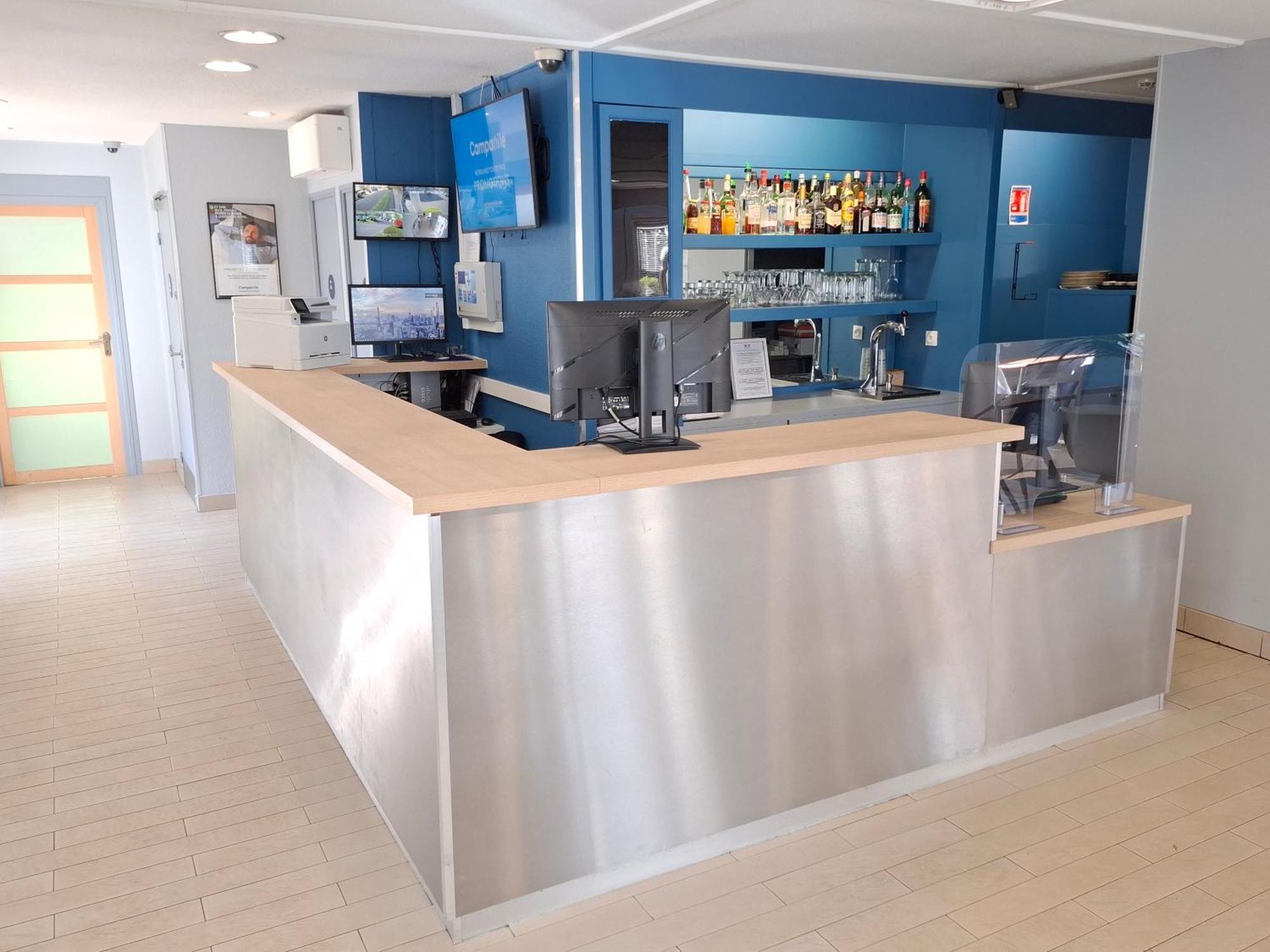 Hotel Campanile Versailles Buc