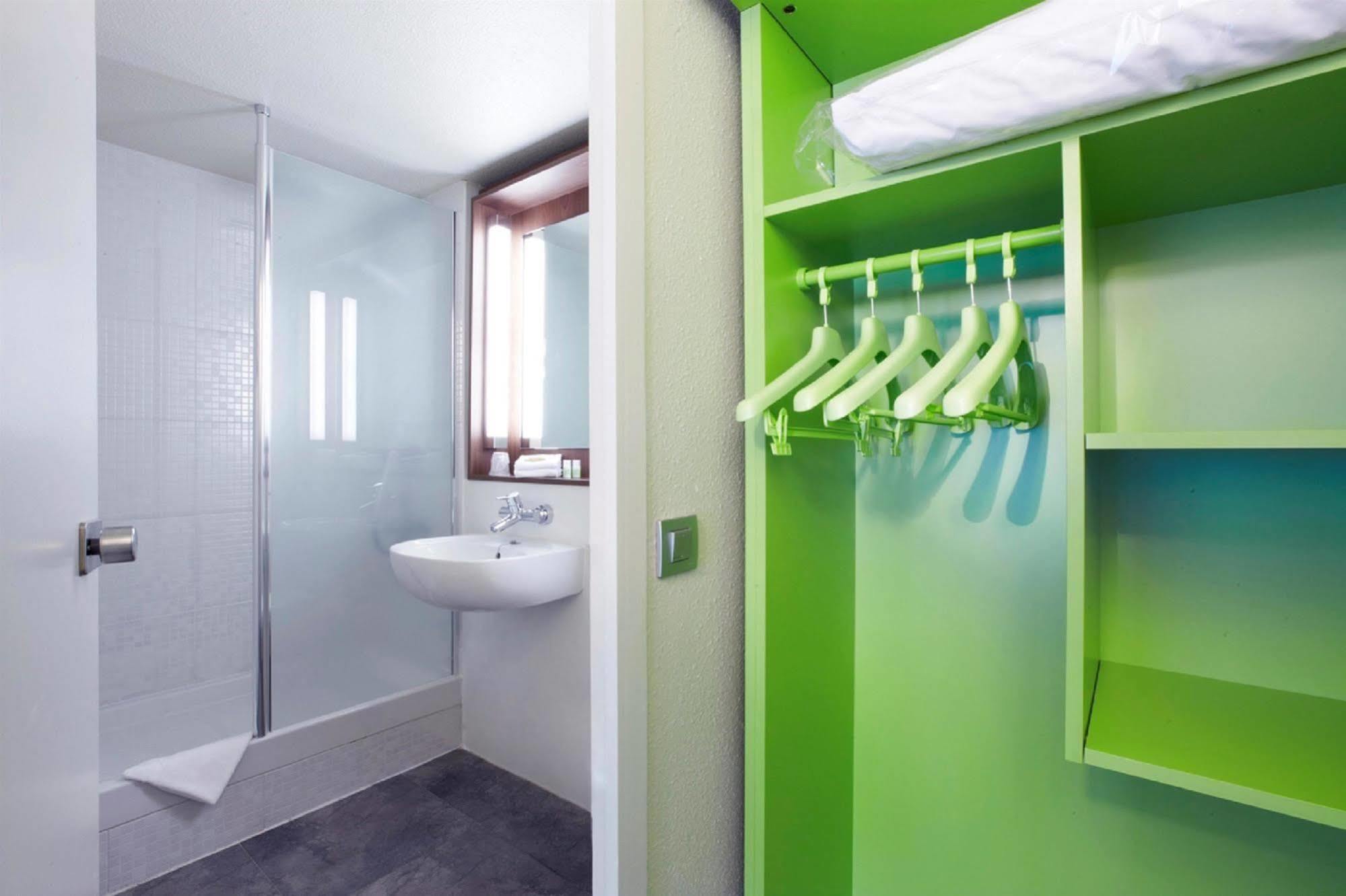 Campanile Versailles Buc Hotel 3*